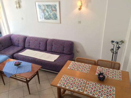 Hostal Rooms And Apartment Lia