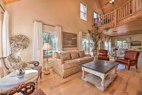 Show Low Escape Less Than 2 Mi To Hikes, Shops And More