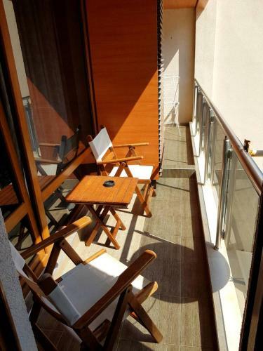 Apartment By The Sea