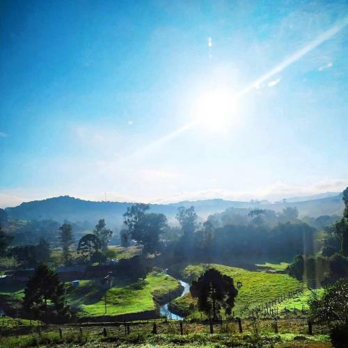 Pousada E Camping P� Na Trilha