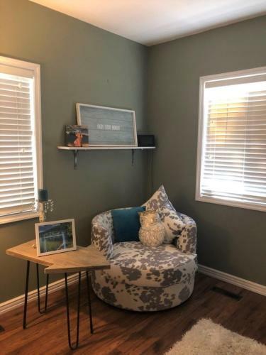 Prosecco Palazzo At Peachland Home
