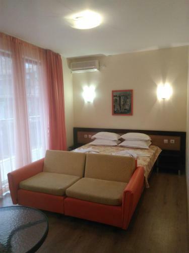 Hostal Guest House La Rose