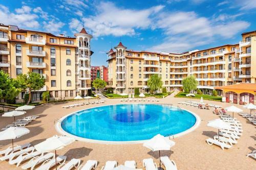 Holiday Apartcomplex Royal Sun