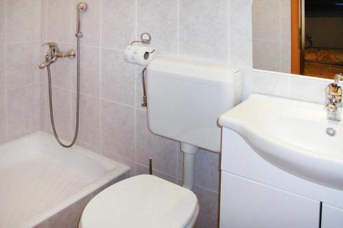 Apartments Villa Nada Podgora - Cdm05024-dyc