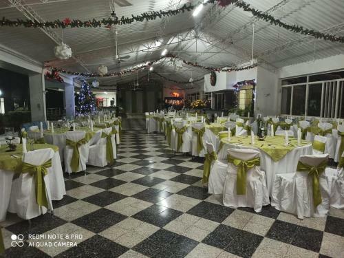 Hotel Hospedaje Cune Club de Villeta