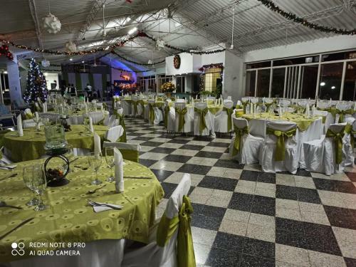 Hotel Hospedaje Cune Club de Villeta