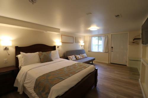 Victoria Gorge Waterway Vacation Home