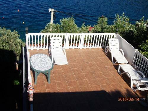 Apartments Valun