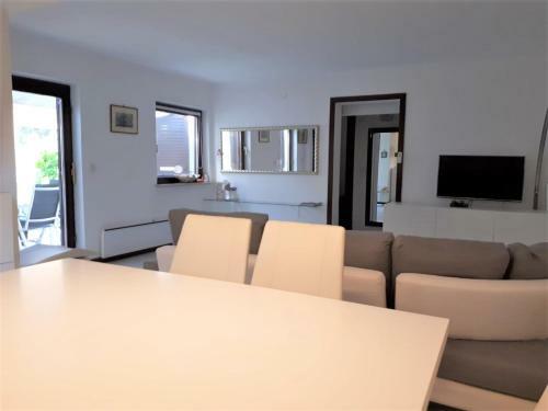 Apartmen Relax 200 M T Beach