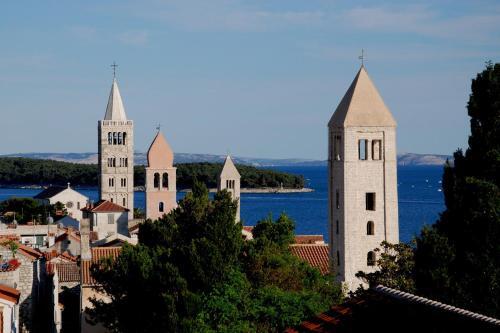 Apartment In Palit/insel Rab 17827