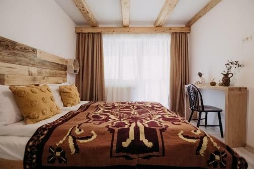 Hostal Casa De Sub Munte