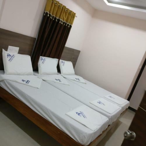 Hotel Pickurstay@v Grand Inn