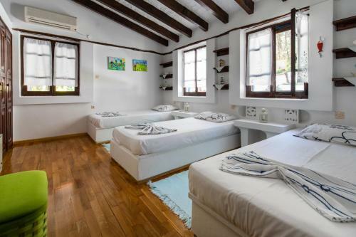 Sani Pine Villa