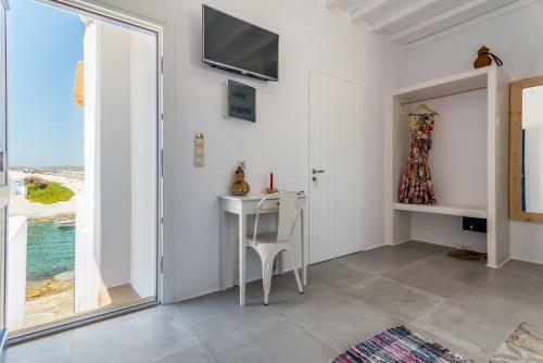 Manolis And Filio Home -by The Sea
