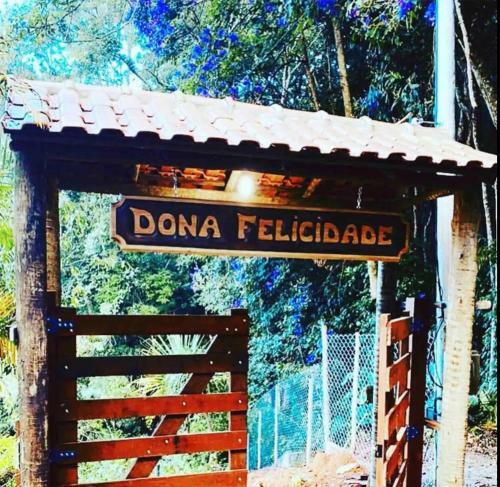 Teres�polis Experi�ncia �nica Dona Felicidade