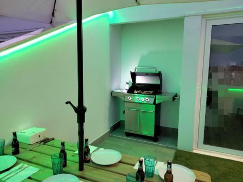 Apartamento Con Terraza, Barbacoa Y Vistas Al Mar