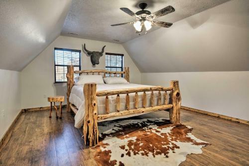 Luxury Cabin With Pond, Working Ranch Near Nevada, Mo