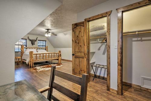Luxury Cabin With Pond, Working Ranch Near Nevada, Mo