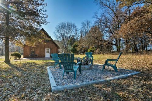 Luxury Cabin With Pond, Working Ranch Near Nevada, Mo