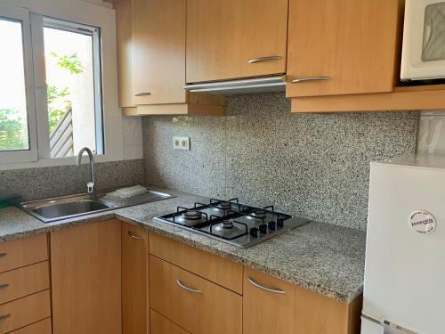Pals - Mas Pinell Apartamento 2a Linea de Playa 2-4px Con Jard�n- B2