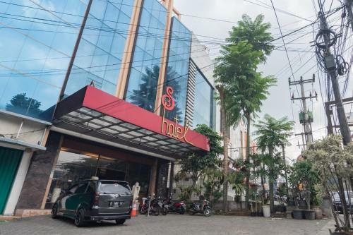 Hotel Setrasari Bandung Redpartner