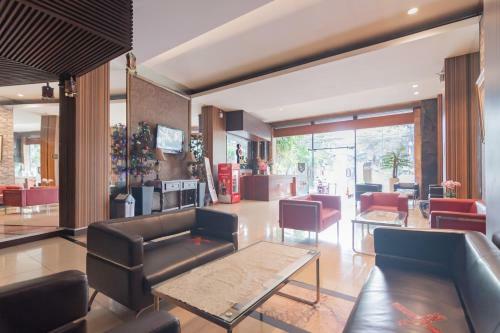 Hotel Setrasari Bandung Redpartner