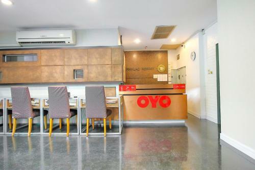 Hotel Oyo 1002 Pinklao Resort