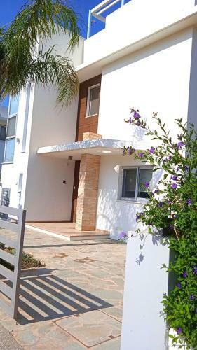 Mylos 3 Bedroom Villa With Private Pool