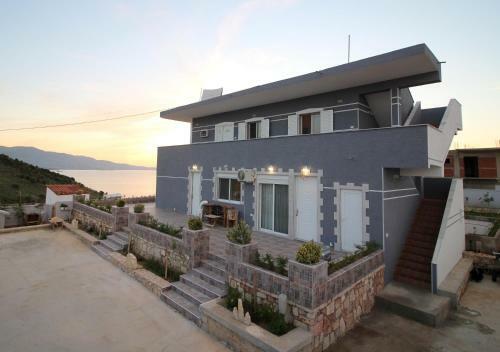 Apartamento Le Gjero Luxury Villa