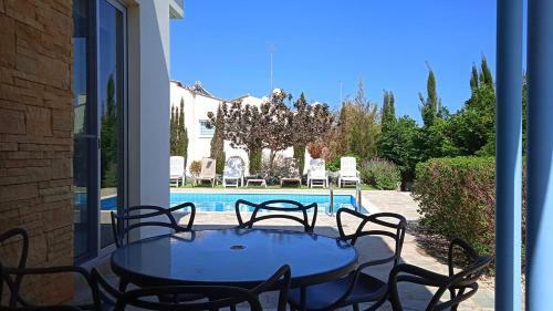 Mylos 2 Bedroom Villa (Sleeps 5) With Private Pool