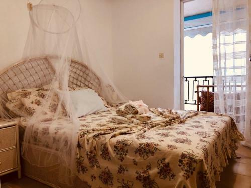 Seafront Maisonette In Fourka