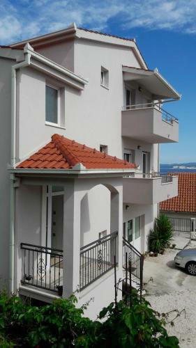 Apartmani Ticinovic