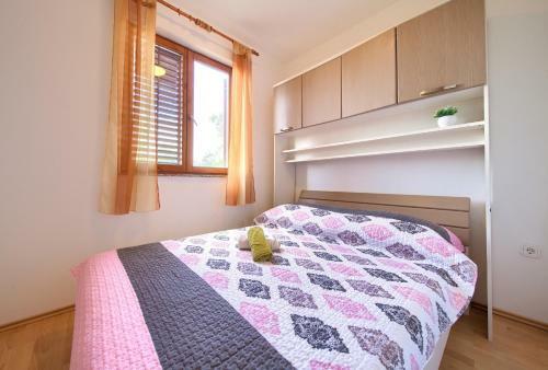 Rasopasno Apartment With Terrace And Private Parking
