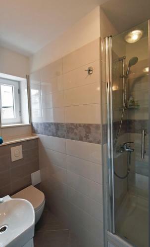 Kuzma Rooms And Apartments