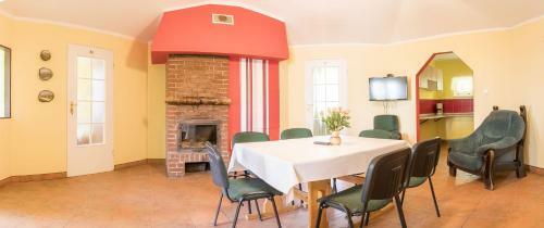 Agroturismo Sza?as Muflon - Mufflonh�tte
