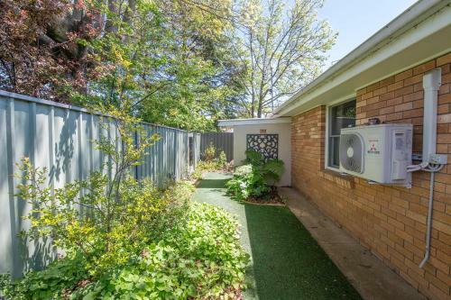 Villa 4 On March, Private & Cosy, Cbd, Free Wifi