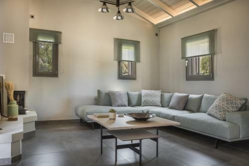 Alekos Beach Houses-elia Villas