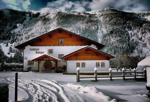 Hostal Landhaus Rudigier