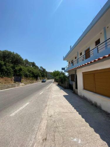 Apartamento Lirim Shenmiter Lukove