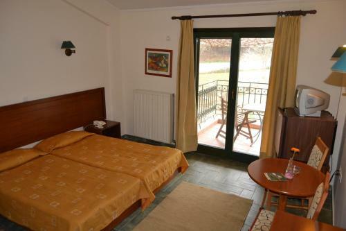 Agriani Hotel