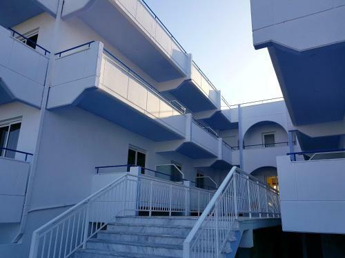 Aparthotel Pyrgos Hotel Apartments