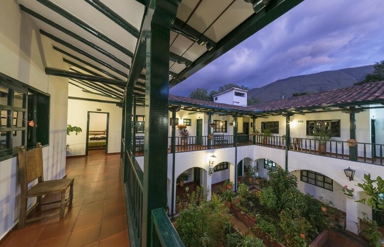 Hostal La Roca Plaza Principal