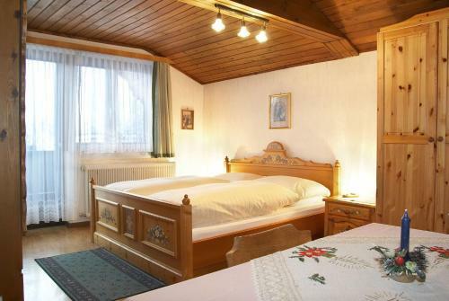Hostal Gasthof Pension St. Wolfgang