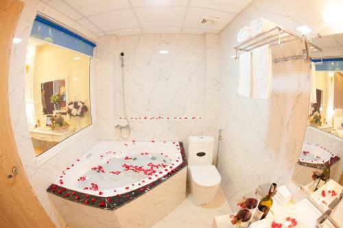 Home Hotel