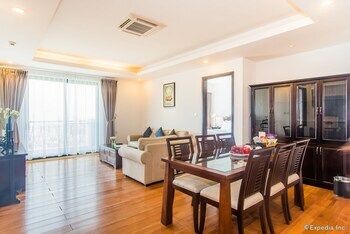 Hotel Elegant Suites Westlake
