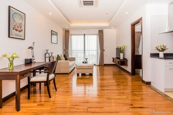 Hotel Elegant Suites Westlake