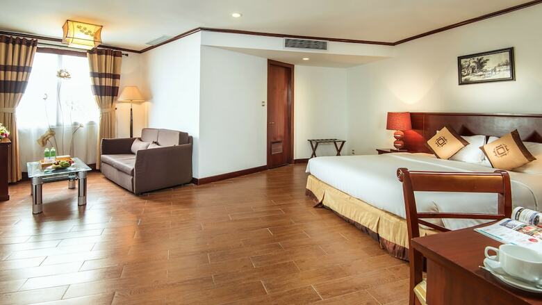 May De Ville Hotel City Center