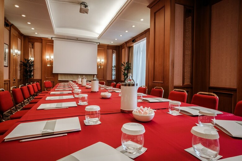 Nazionale Roma Hotel & Conference Center