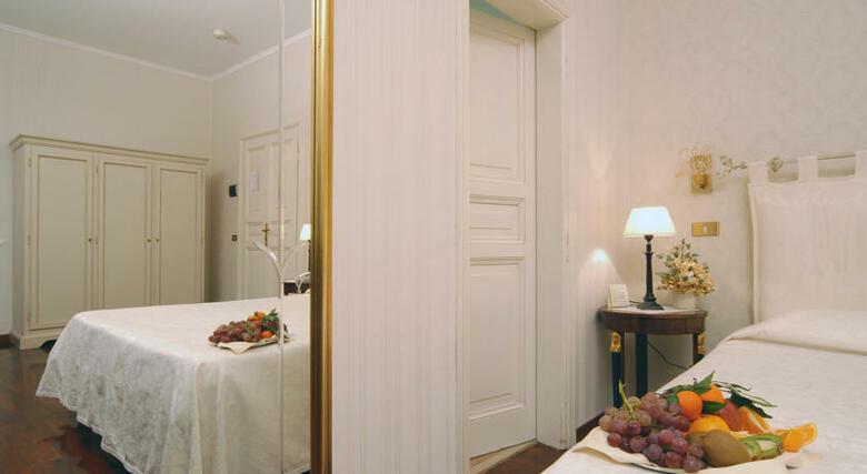 Hotel Villa Aricia