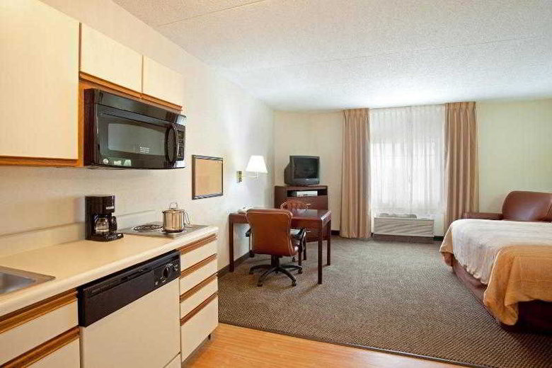 Hotel Candlewood Suites Chicago O'hare
